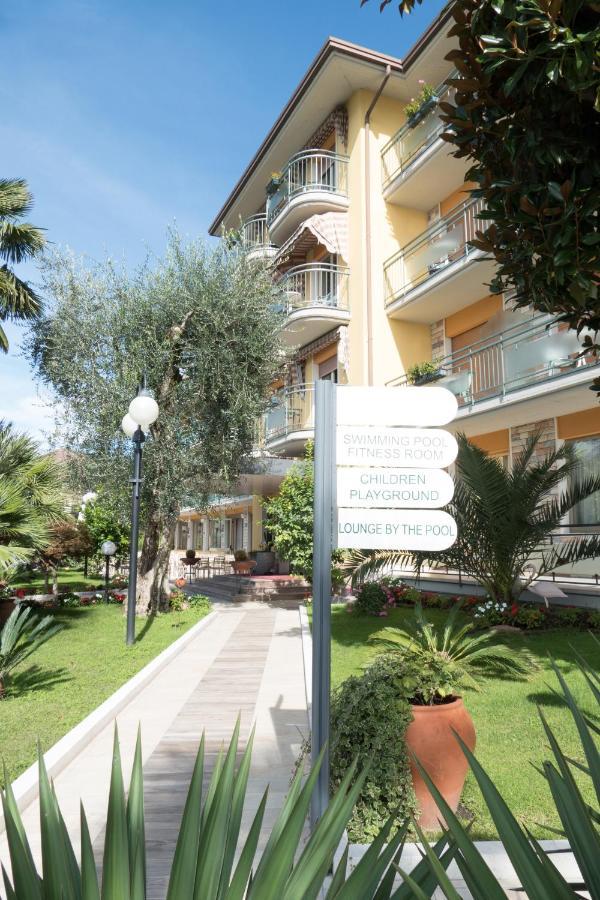 Hotel Drago - Garda Lake Collection برنزوني سول جاردا المظهر الخارجي الصورة