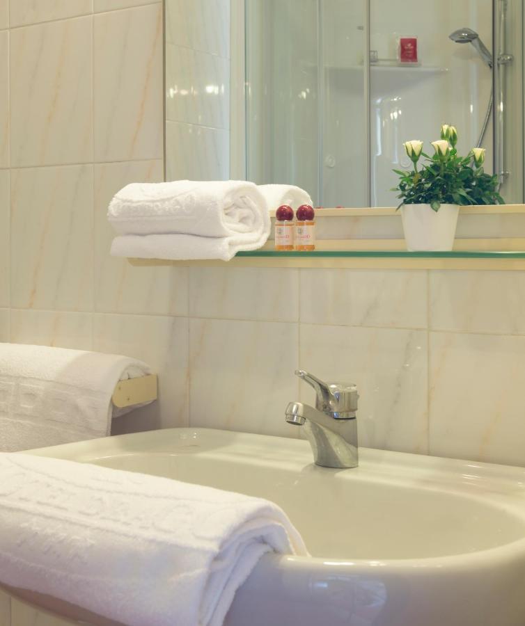Hotel Drago - Garda Lake Collection برنزوني سول جاردا المظهر الخارجي الصورة